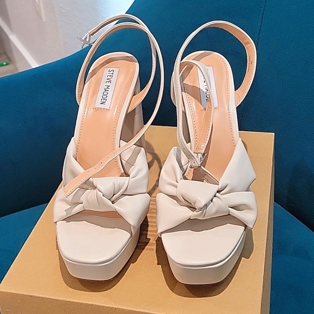 Steve Madden size 9 nude